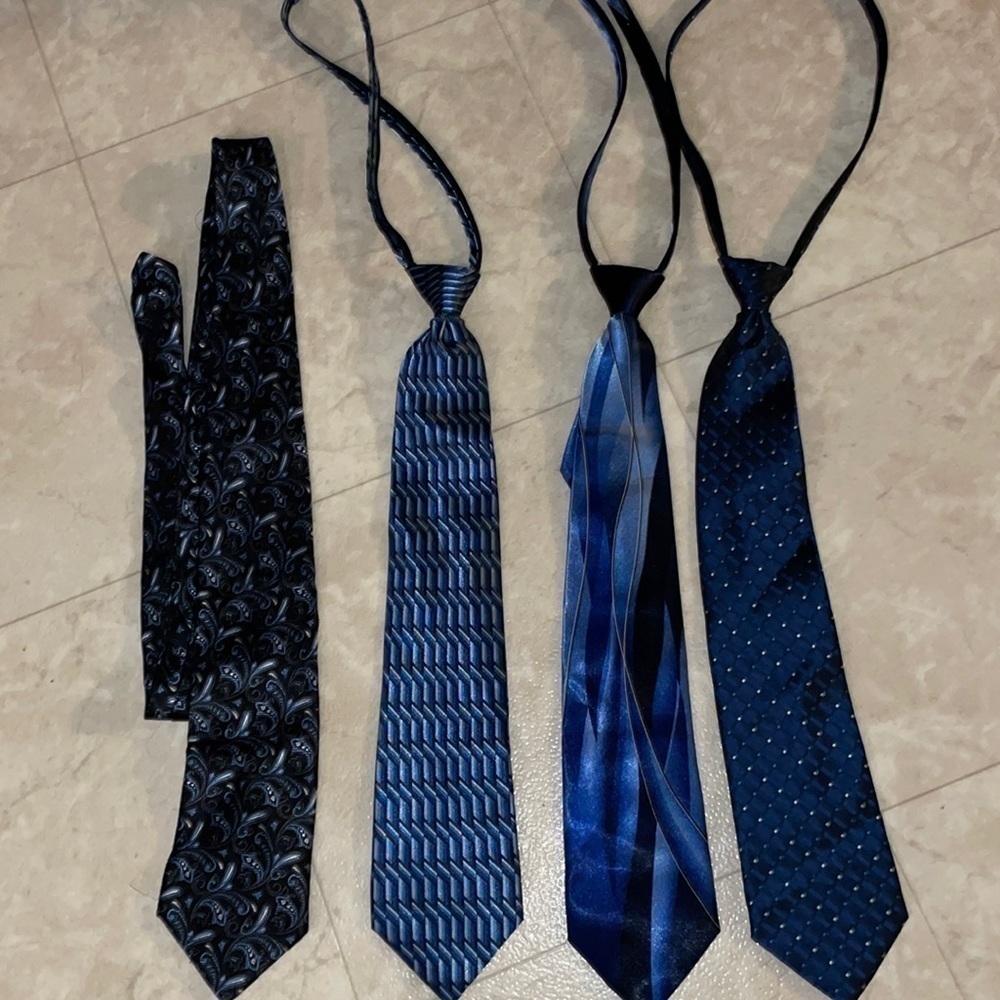 MENS 4 ties